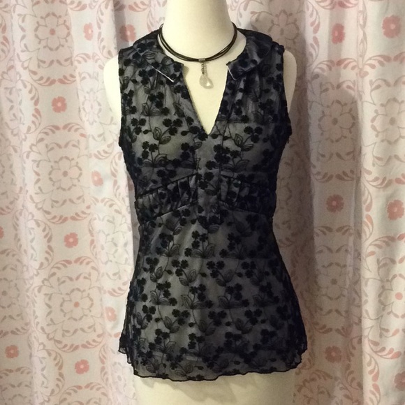Young Essence Black Lace Top - Picture 2 of 4